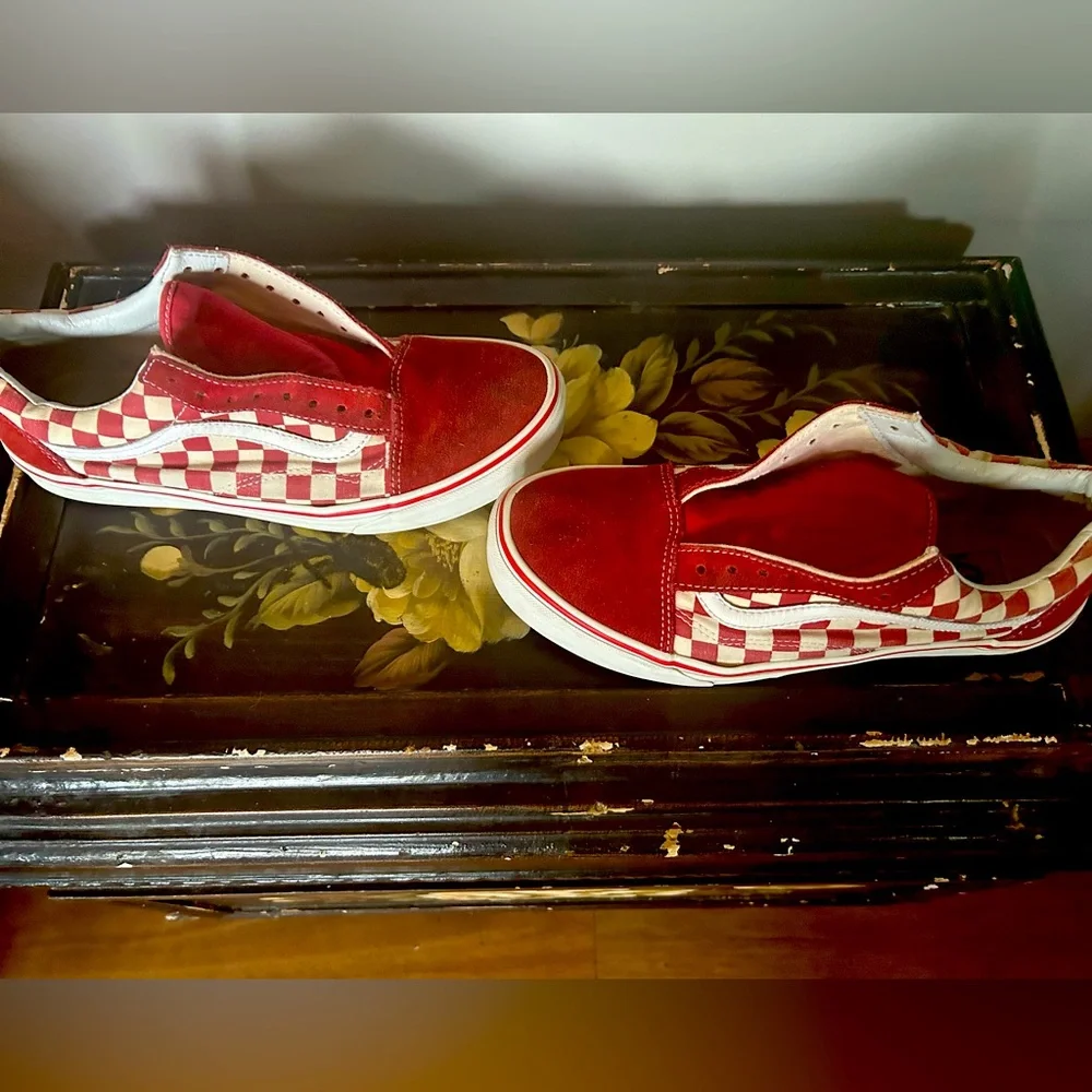Used Vans - Picture 1 of 4